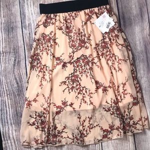 🌼5/$20 Lola Midi Skirt by Lularoe
